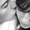 Cara belajar berciuman dengan penuh gairah, atau Cara membuat ciuman Anda tak terlupakan